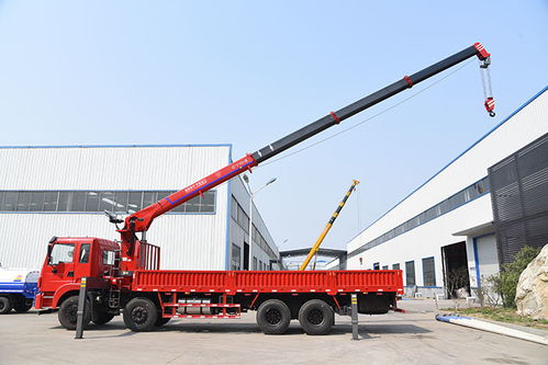 12噸隨車吊的價(jià)格及濟(jì)寧四通機(jī)械產(chǎn)品解析